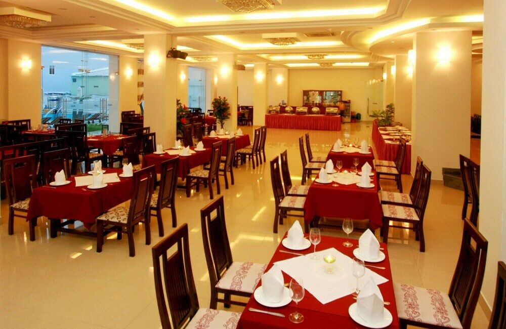 Oyo 236 Hoa Mai Boutique Hotel Danang Exterior photo